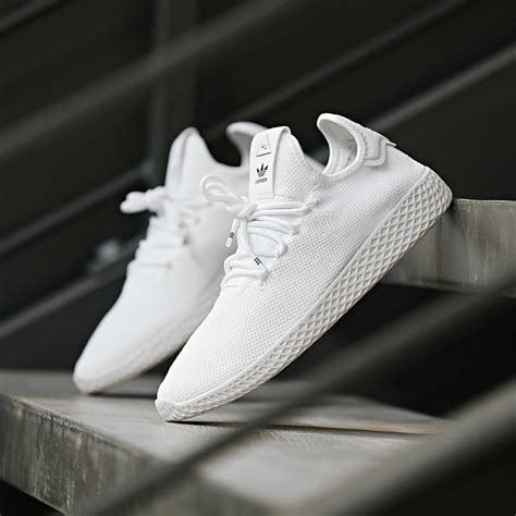 adidas pharrell williams hu sneakers